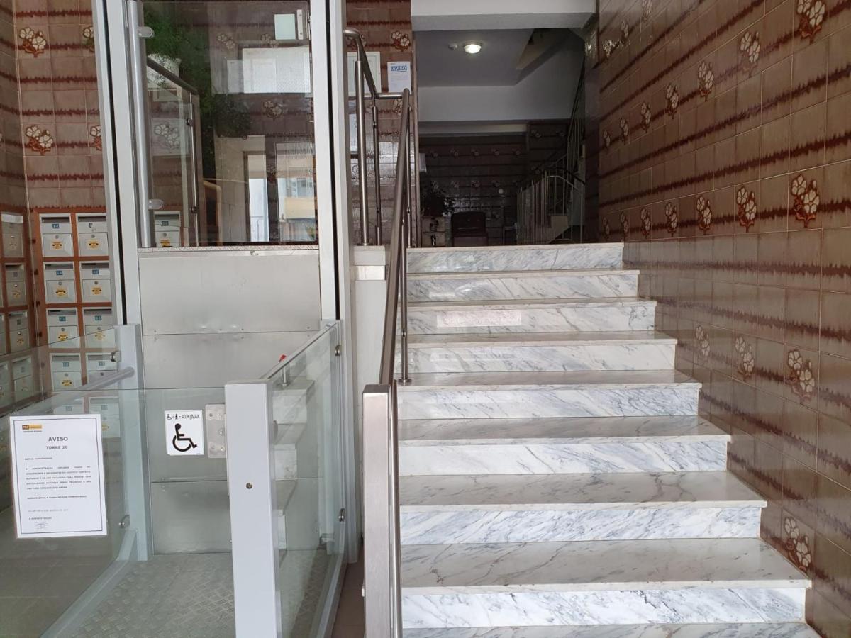Vista Praia 16- Wifi, Remodelado, 80Mt Praia Quarteira Exterior photo